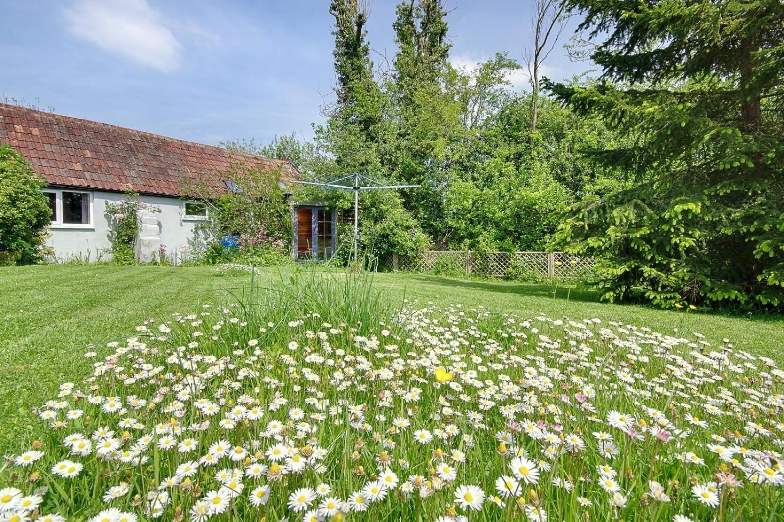 Hilltop Farm Sturminster Newton Exterior photo